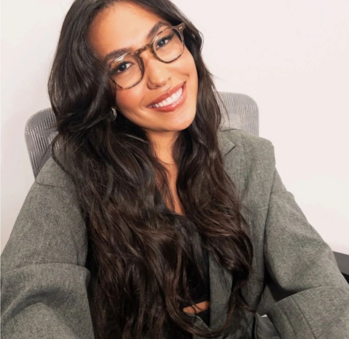 Julia Kanda, Psicóloga